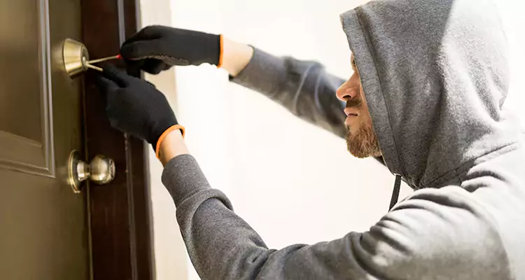 Emergency Motel Lock Repairs—Available 24/7 in Brownsville, FL