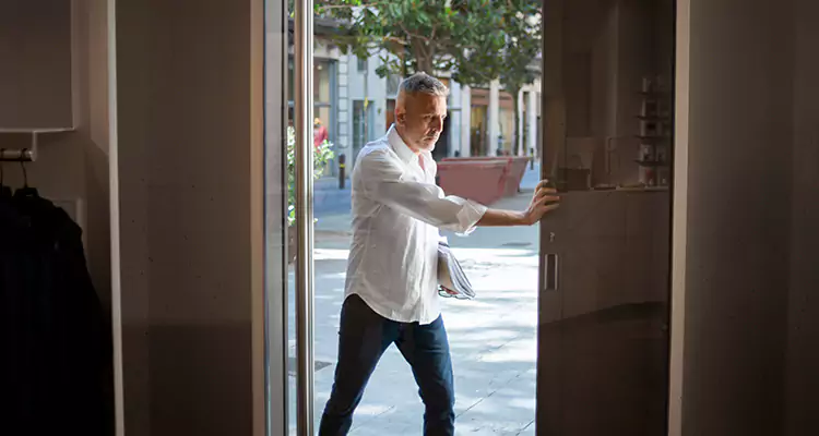 Track Cleaning and Repair for Stuck Doors in Brownsville, FL