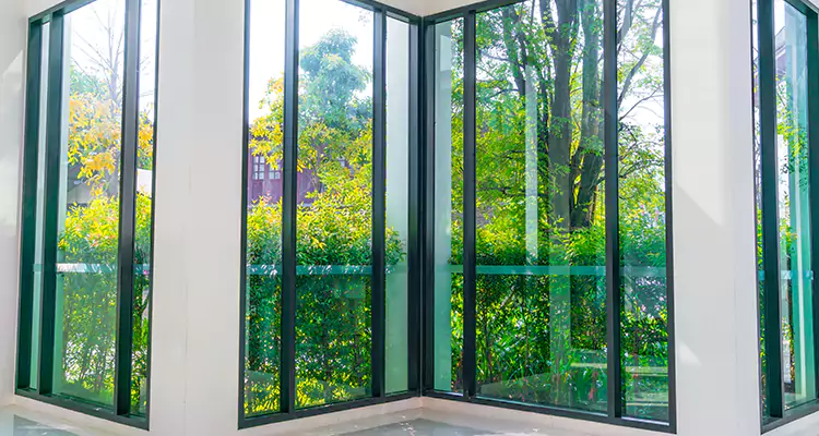 Folding Glass Balcony Door Repair in Brownsville, FL